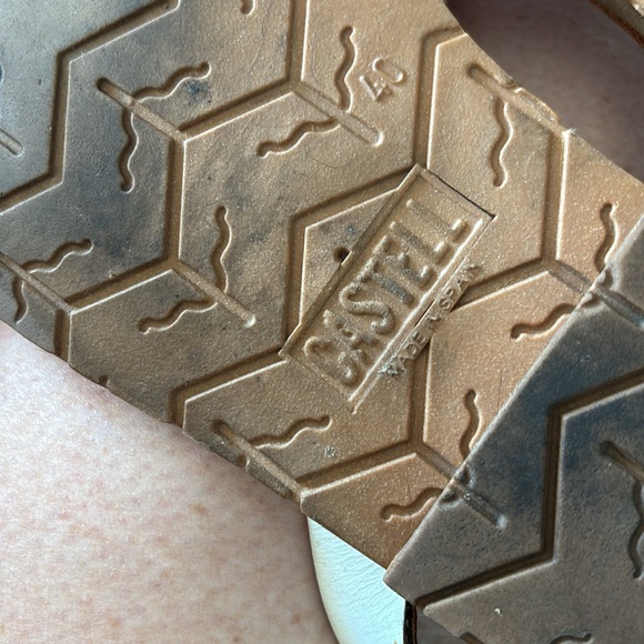 Castell flats - Picture 4 of 5